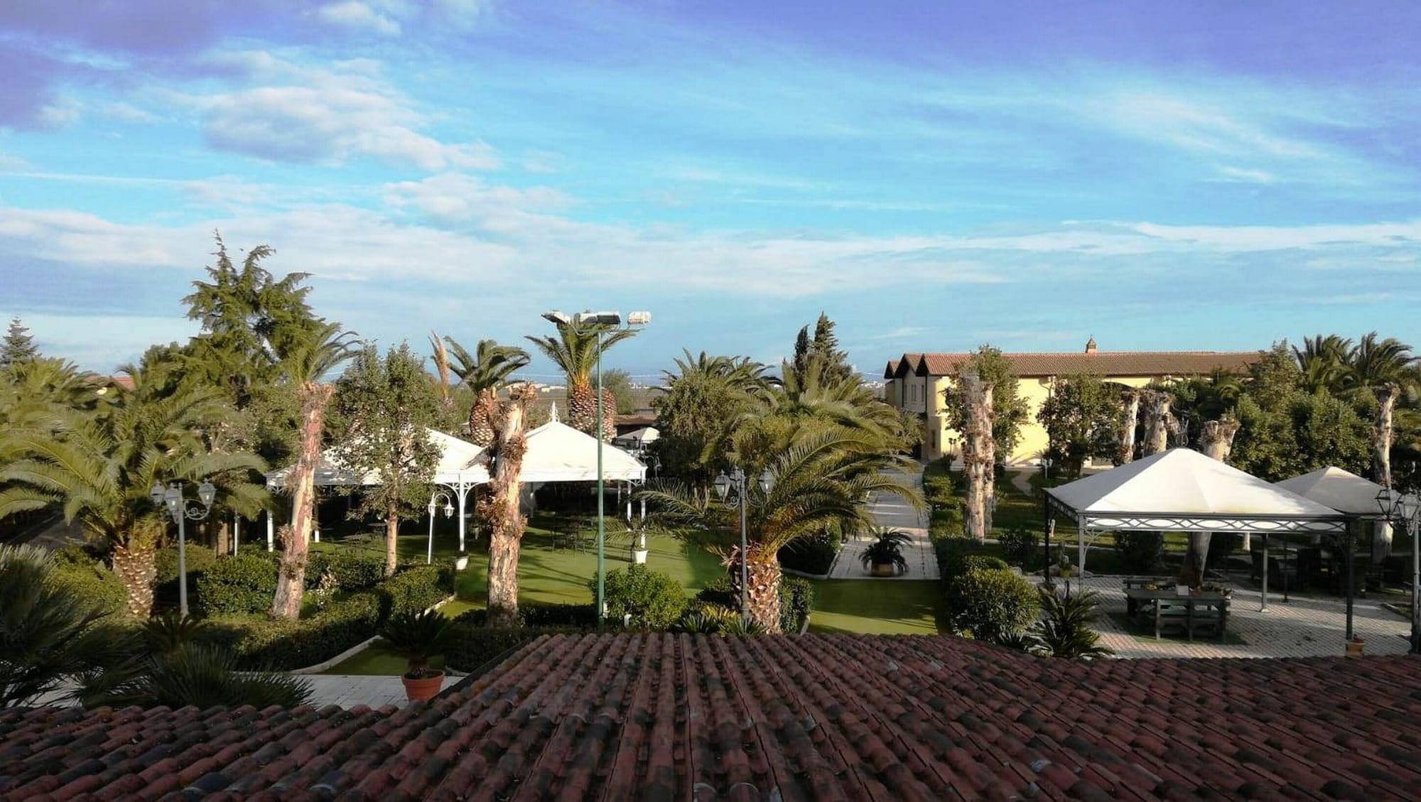 Hotel Tenuta San Francesco Барлета Екстериор снимка