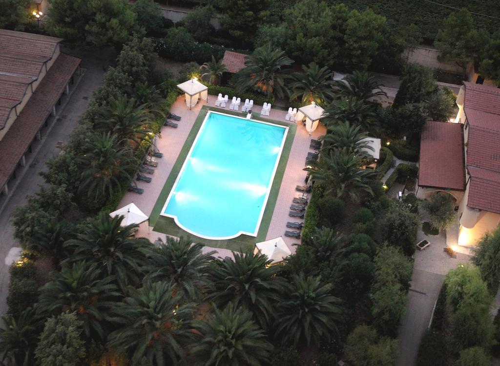 Hotel Tenuta San Francesco Барлета Екстериор снимка