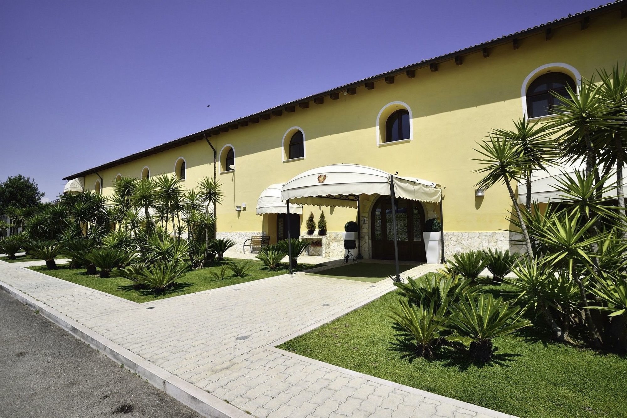 Hotel Tenuta San Francesco Барлета Екстериор снимка